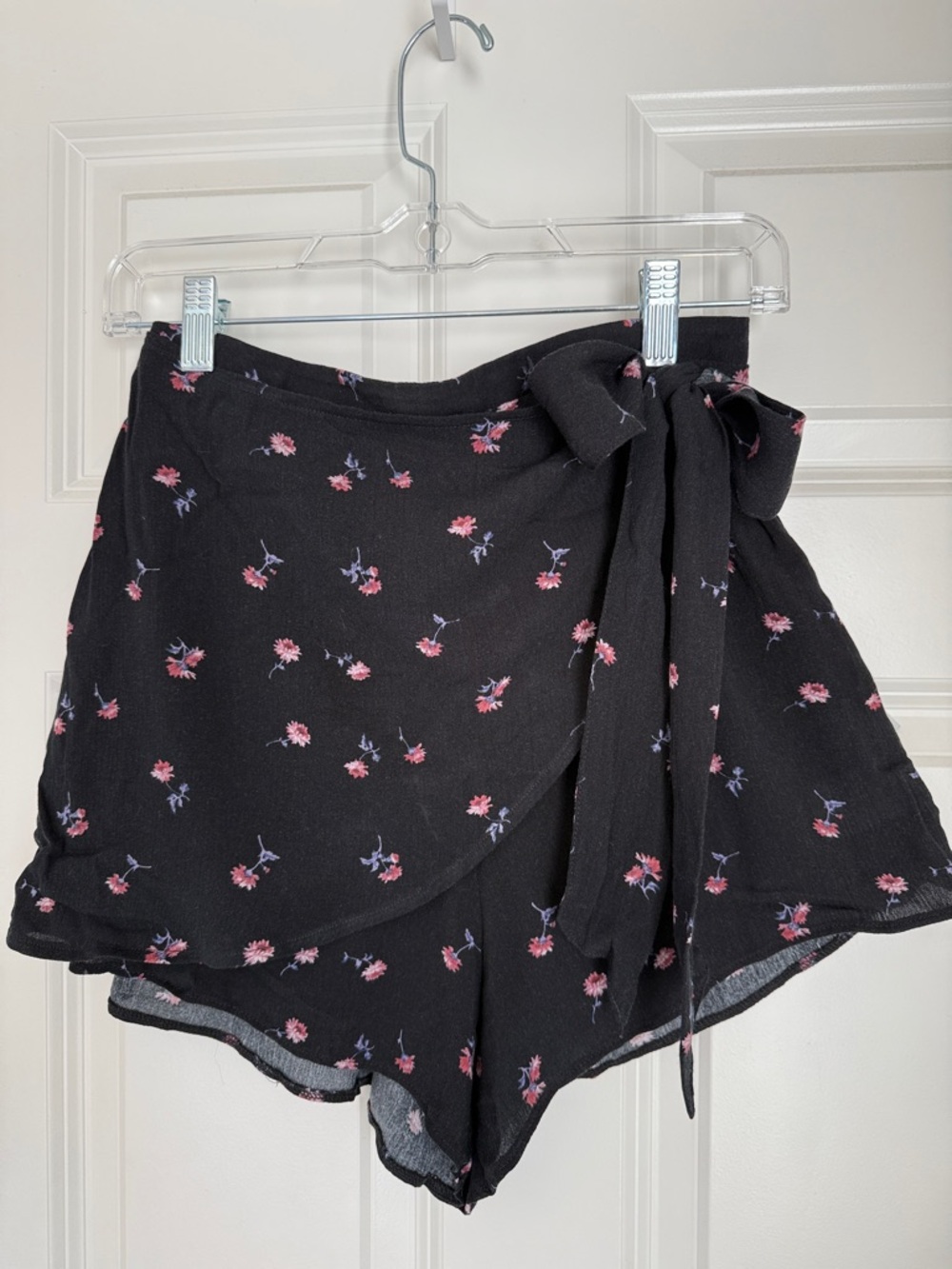 American Eagle Outfitters Black Floral Wrap Skort with Pink Accents